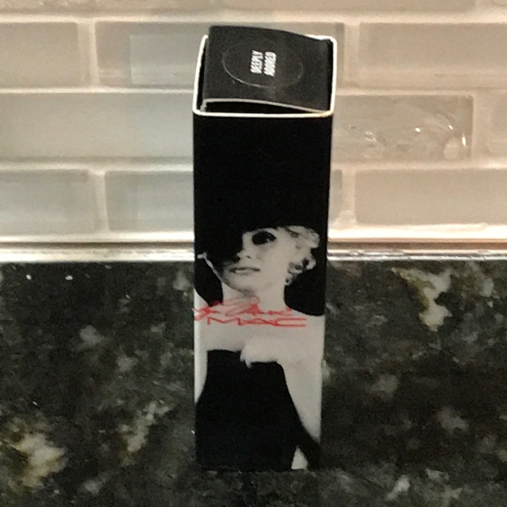 MAC Marilyn Monroe Limited Edition Lipstick💄